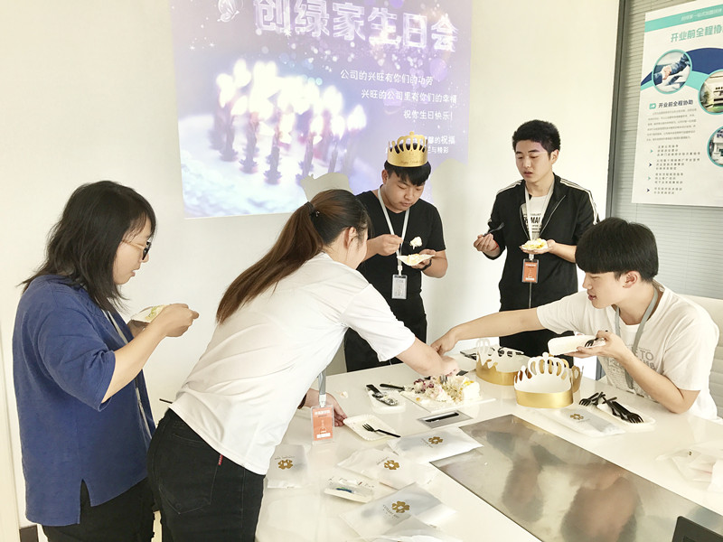 【10月生日會】我們的創(chuàng)綠家溫暖、開心，還有傳承！