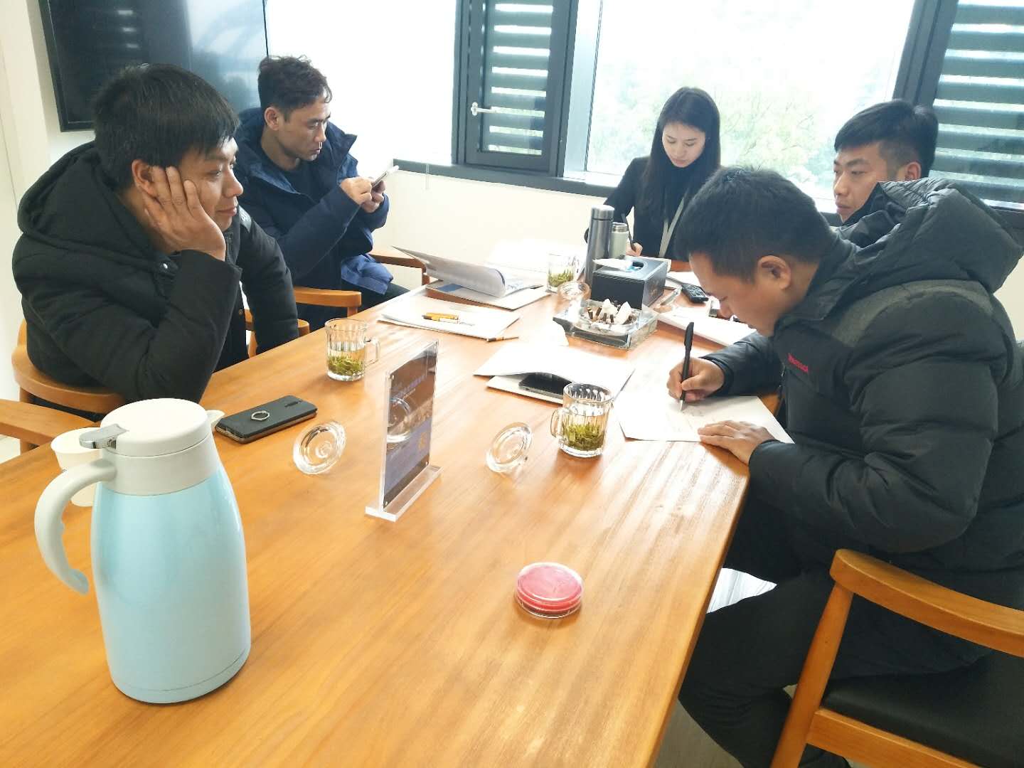 熱烈祝賀姚總、溫總團(tuán)隊(duì)簽約創(chuàng)綠家南京市區(qū)級(jí)代理！