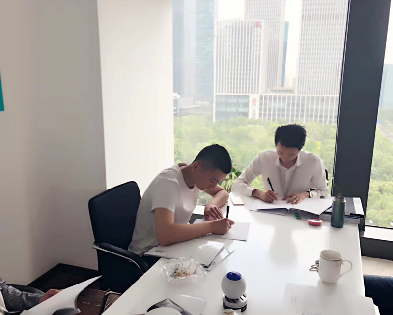 熱烈祝賀厲總團隊簽約創(chuàng)綠家徐州市區(qū)級代理！
