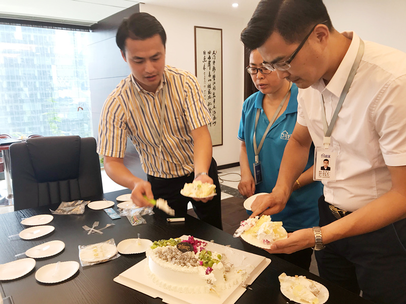 【7月生日會】喂——請問你是在網(wǎng)紅公司上班嗎？