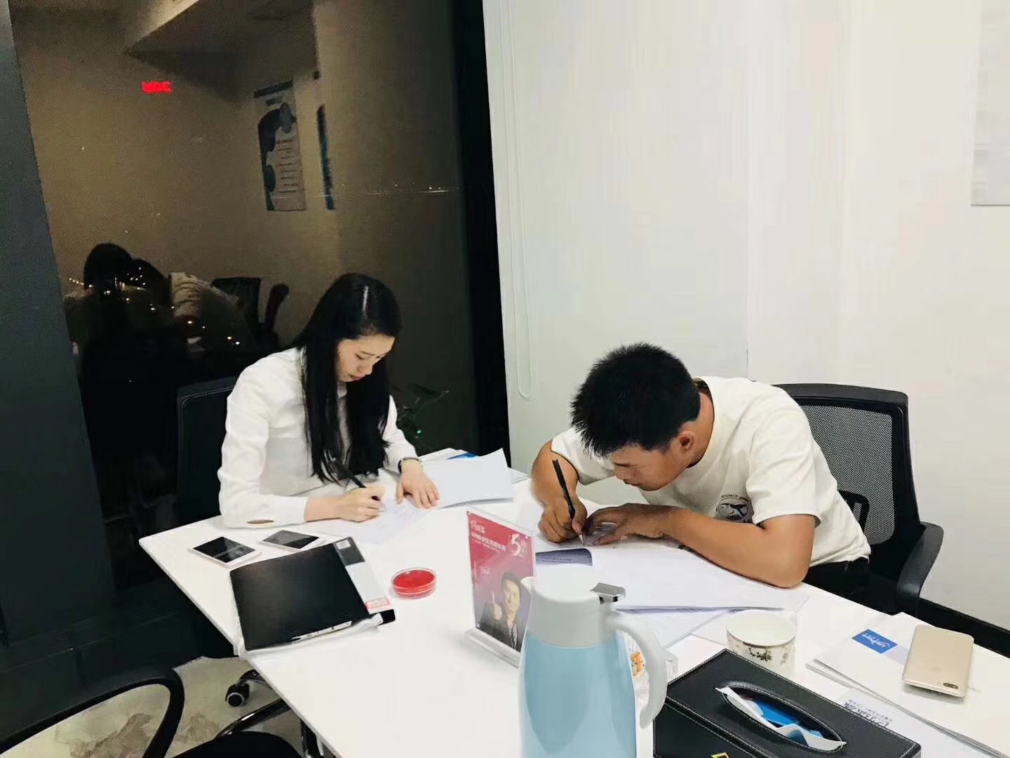 熱烈祝賀楊總簽約創(chuàng)綠家遵義市區(qū)級代理！