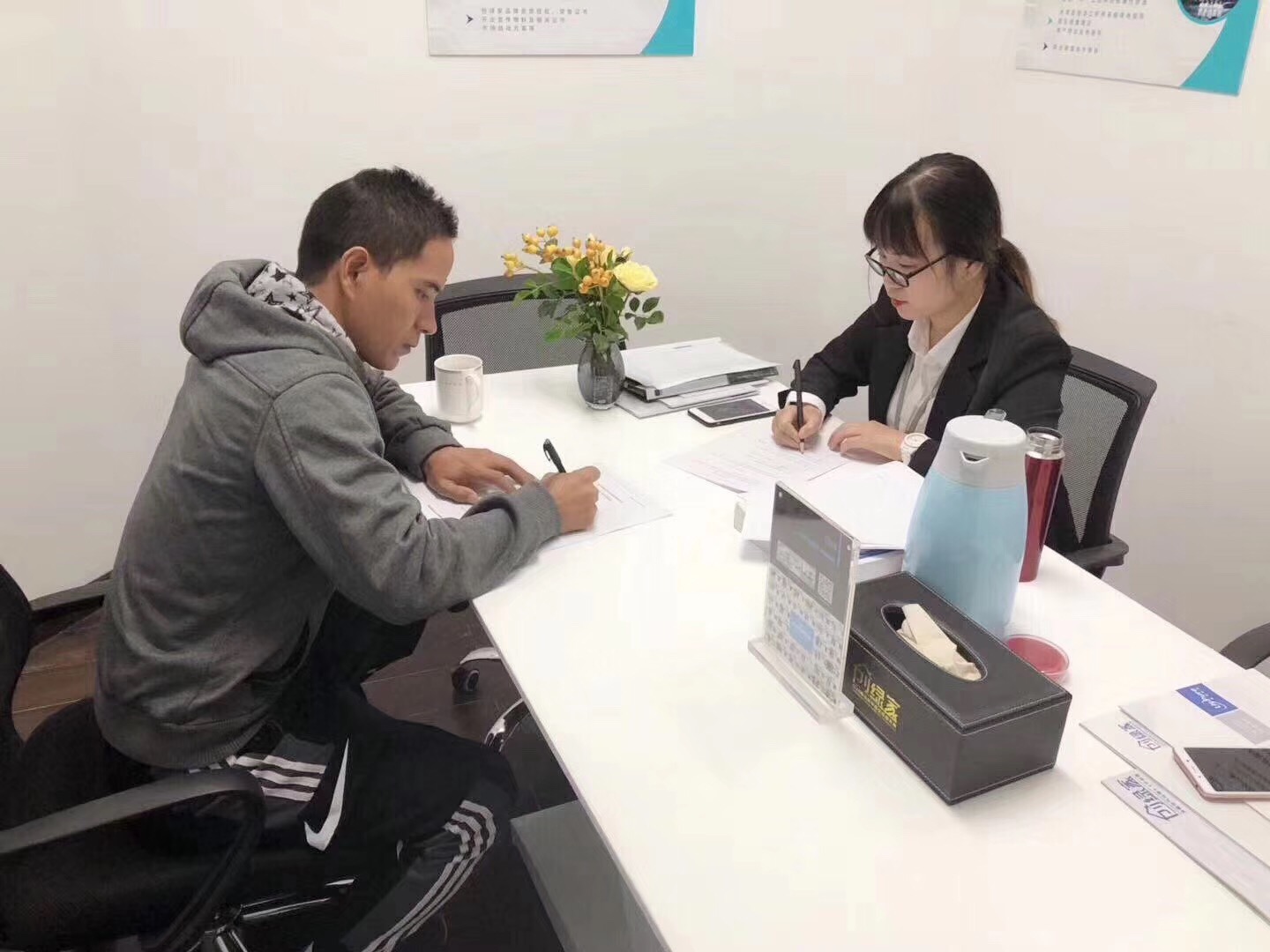 熱烈祝賀陳總簽約創(chuàng)綠家河南省縣級市代理！