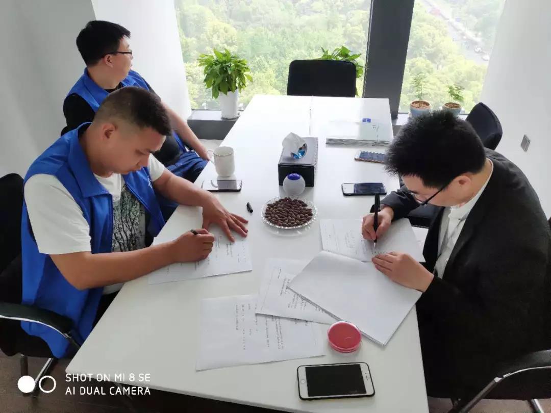 熱烈祝賀劉總、夏總簽約創(chuàng)綠家河南省安陽(yáng)市縣級(jí)代理！