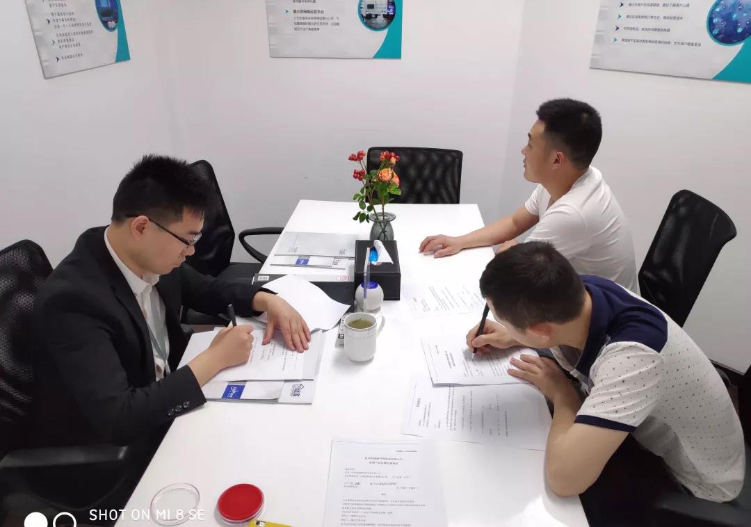 熱烈祝賀王總簽約創(chuàng)綠家江蘇省常州市區(qū)級代理！