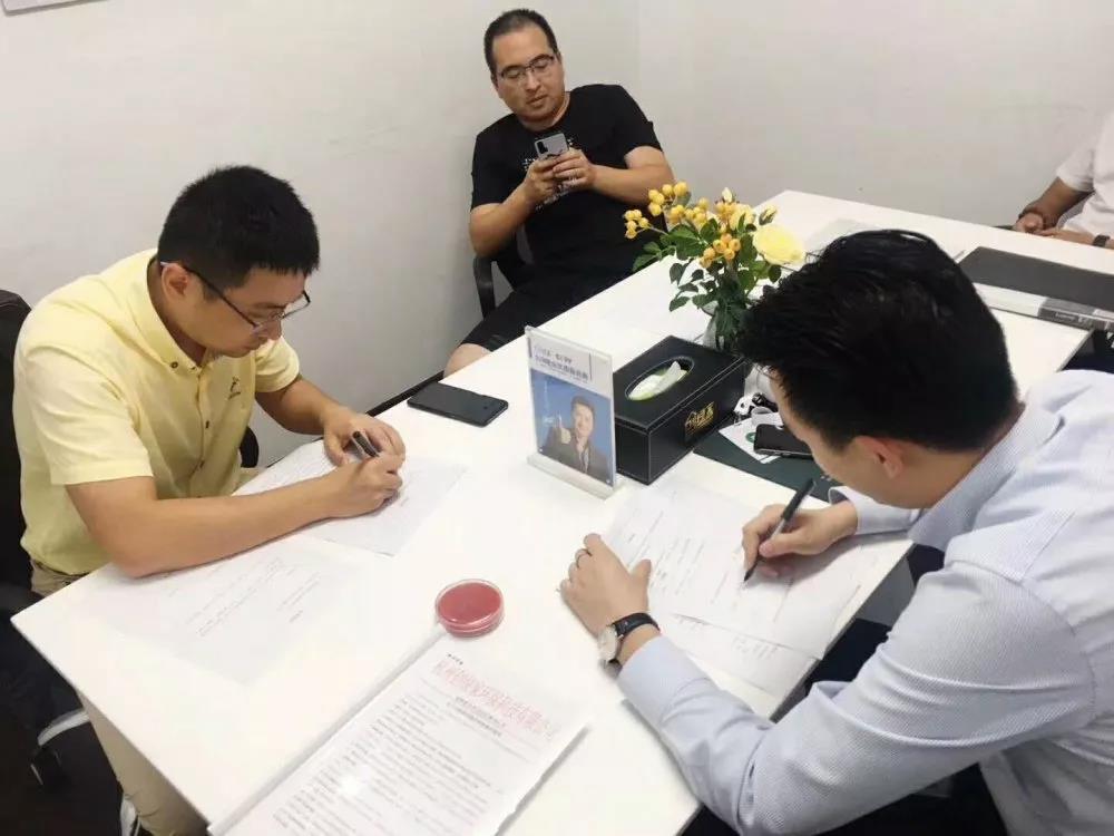 熱烈祝賀湯總簽約創(chuàng)綠家浙江省溫州市區(qū)級代理！