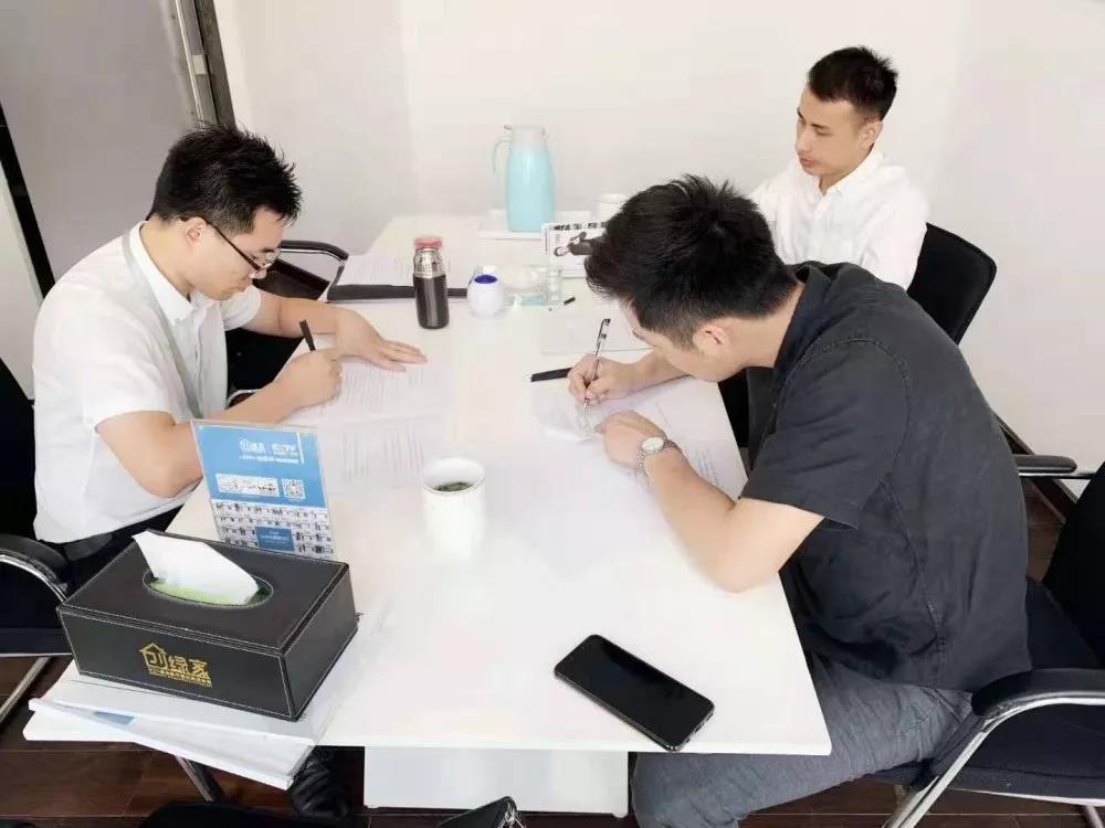 熱烈祝賀錢總簽約創(chuàng)綠家浙江省嘉興市區(qū)級(jí)代理！