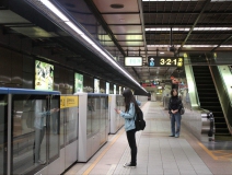地鐵公交等公共場(chǎng)合空氣污染突出，市民盼望杭州室內(nèi)空氣檢測(cè)機(jī)構(gòu)進(jìn)行檢測(cè)