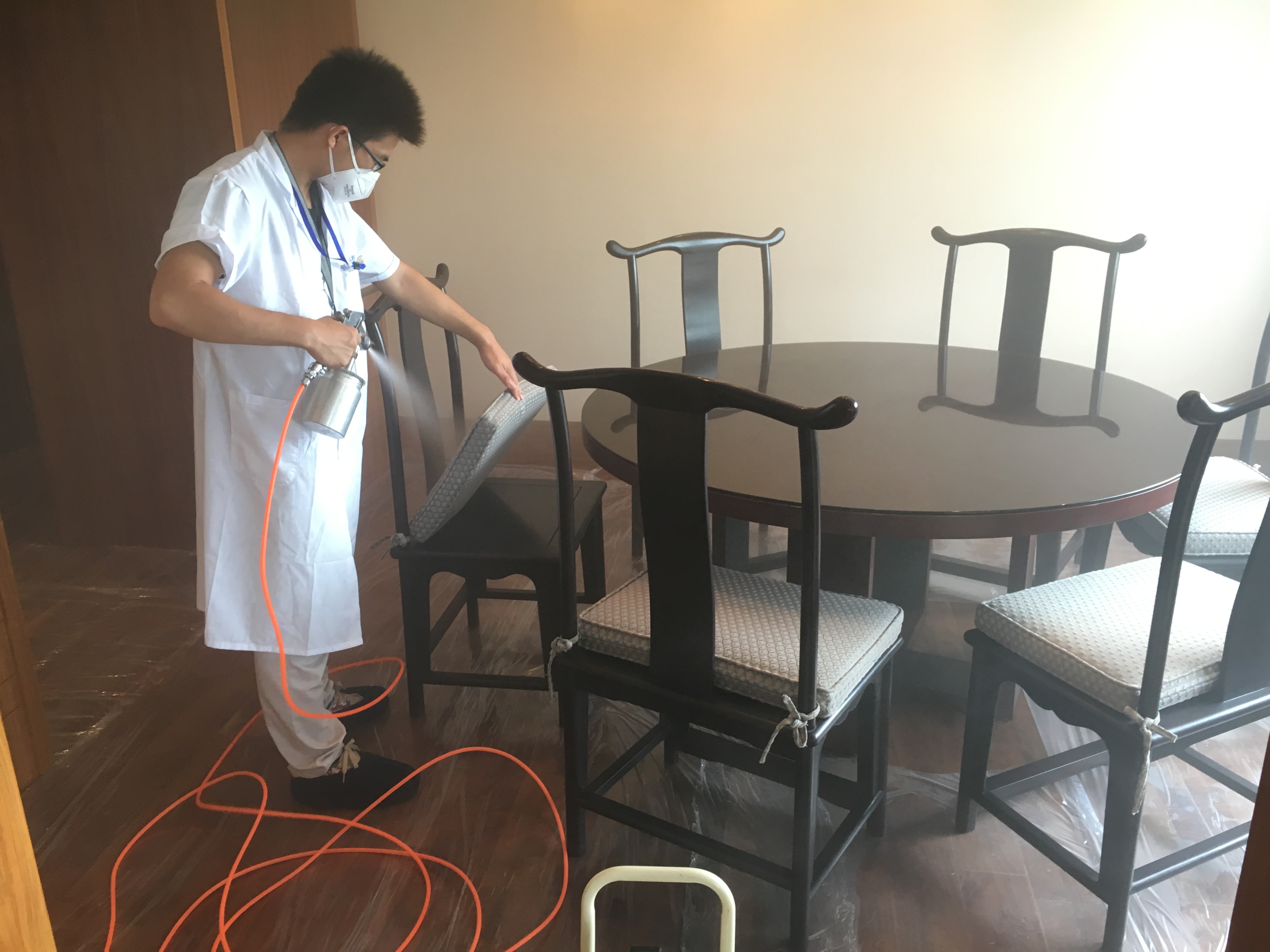 除甲醛公司服務(wù)哪家好？
